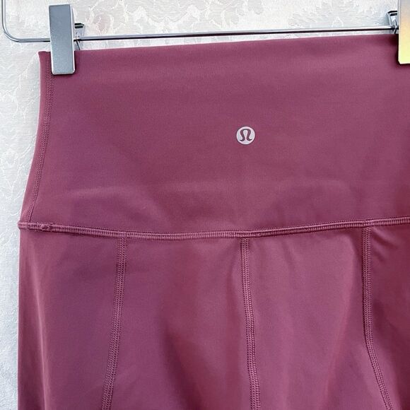 Lululemon Women’s Wunder Under High-Rise Crop 23" Scallop Luxtreme Size 2 GUC - Picture 4 of 6